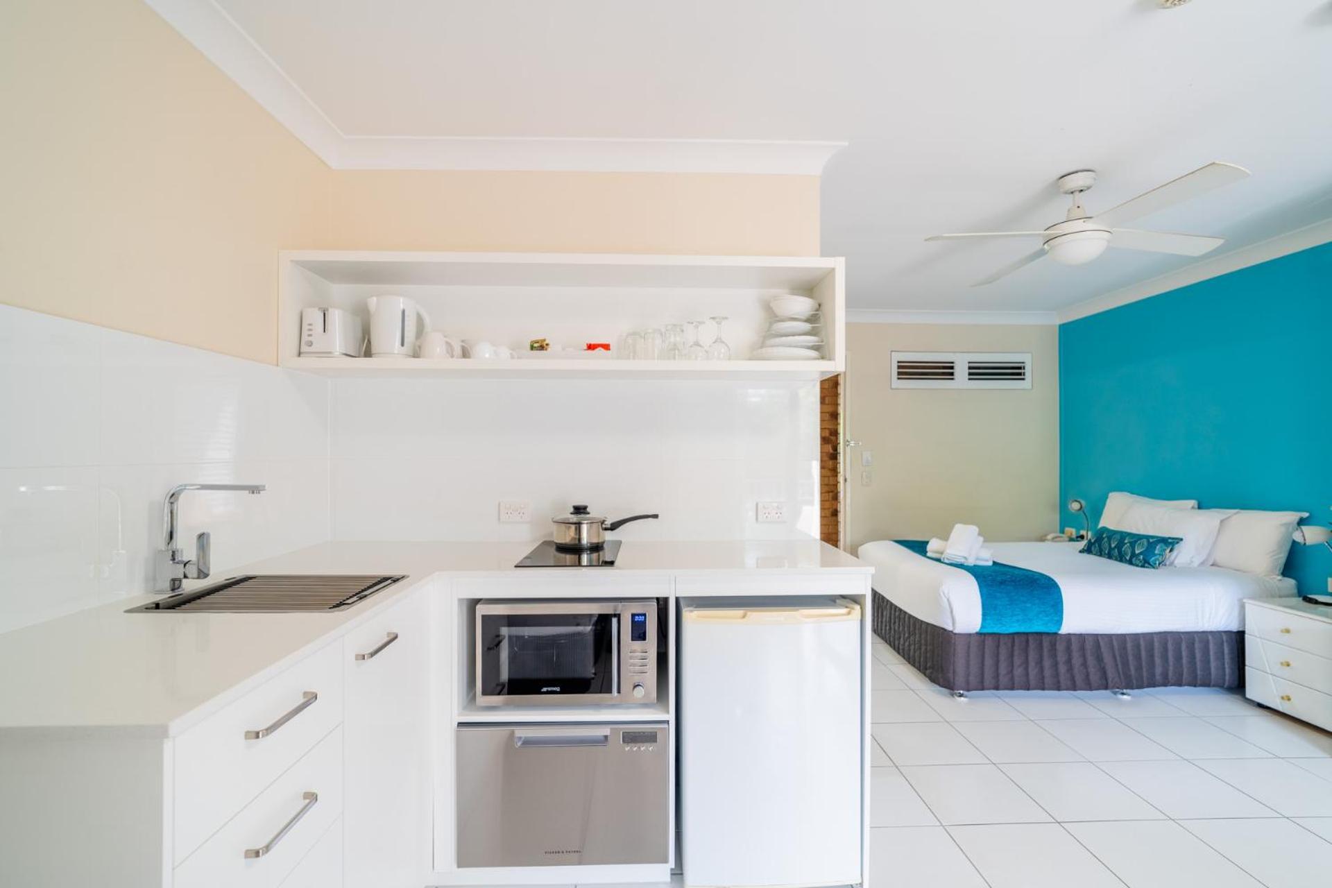 Byron Bayside Central Studio Apartments Buitenkant foto