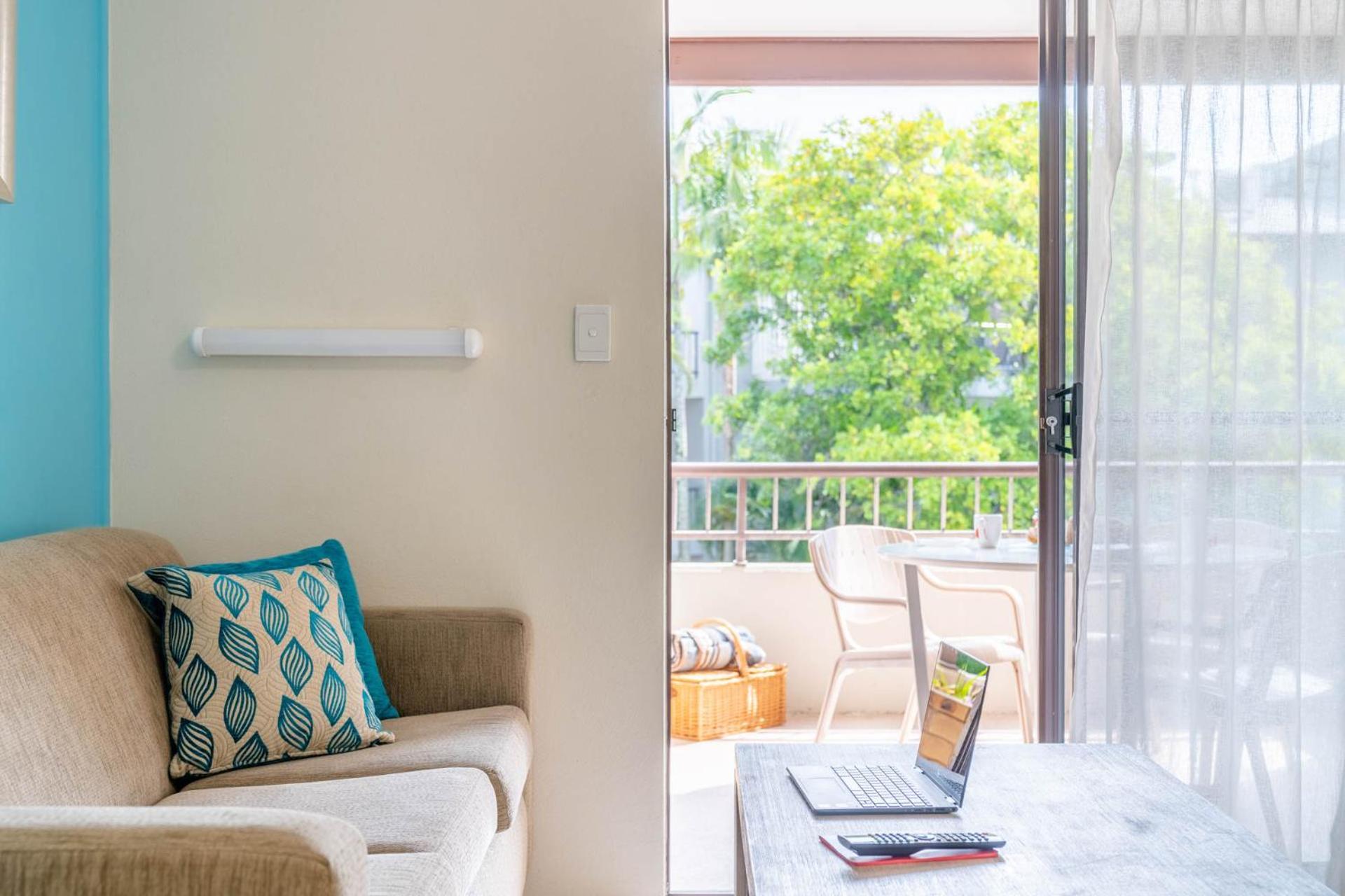 Byron Bayside Central Studio Apartments Buitenkant foto