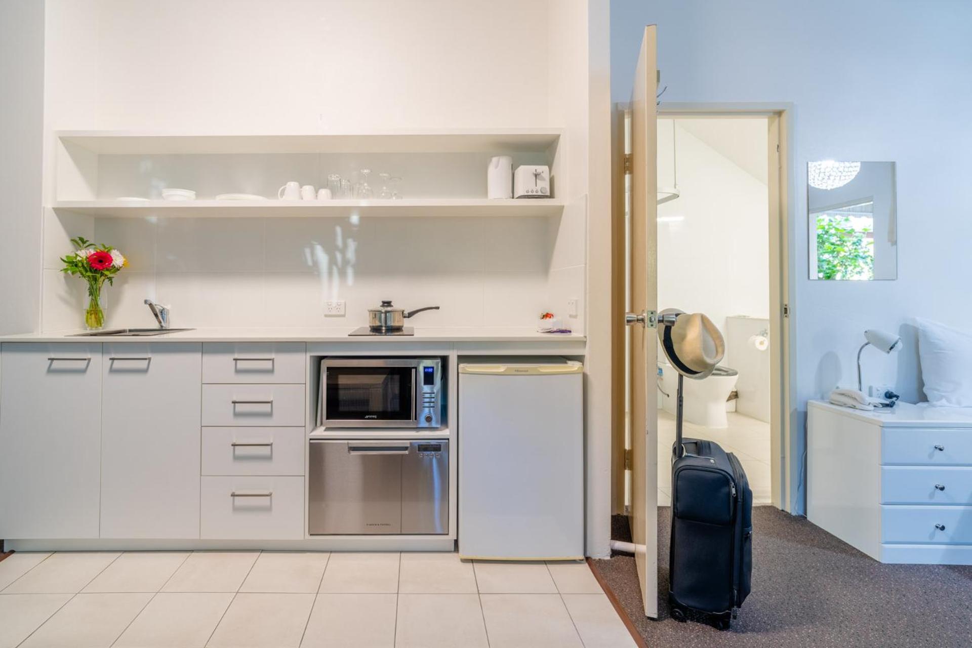 Byron Bayside Central Studio Apartments Buitenkant foto