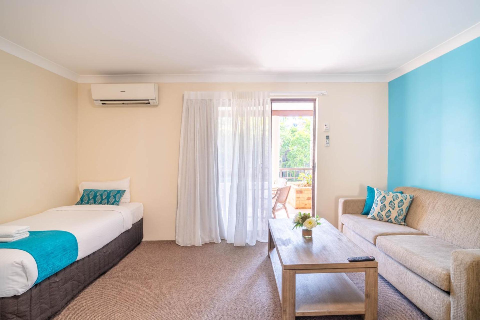 Byron Bayside Central Studio Apartments Buitenkant foto