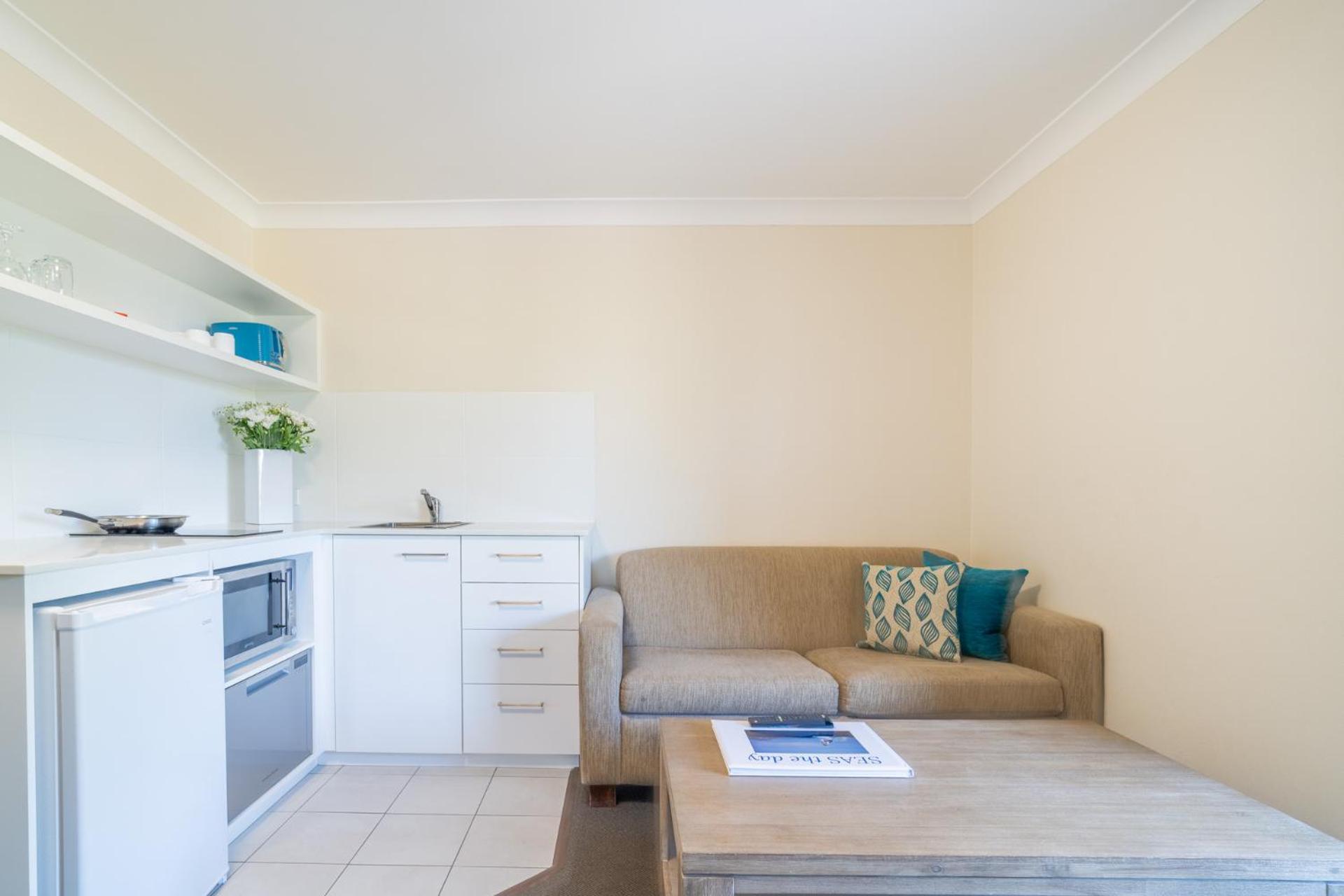 Byron Bayside Central Studio Apartments Buitenkant foto