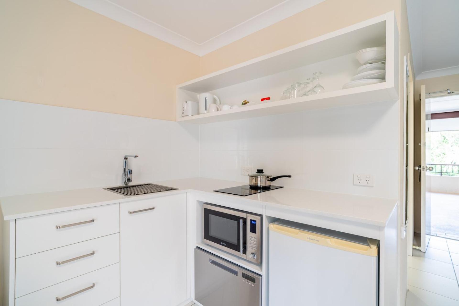 Byron Bayside Central Studio Apartments Buitenkant foto
